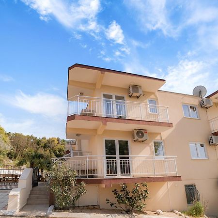 Villa Katharina Utjeha Ngoại thất bức ảnh